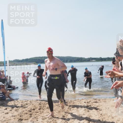 22.06.2025 - Viking Triathlon MichiJ http://msf.ph/oto/8064346 22.06.2025 10:28:05 Schwimmen 14, 90, 178, 196, 289, 367, 401, 616 meine-sportfotos.de