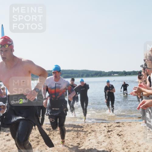 22.06.2025 - Viking Triathlon MichiJ http://msf.ph/oto/8064354 22.06.2025 10:28:06 Schwimmen 14, 90, 178, 196, 289, 367, 401, 616 meine-sportfotos.de