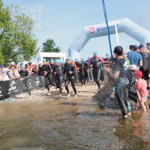 22.06.2025 - Viking Triathlon KatJ http://msf.ph/oto/8064369 22.06.2025 10:04:23 Schwimmen 115, 141, 142, 185, 195, 209, 239, 253, 276, 335, 377, 408, 419, 447, 493 meine-sportfotos.de
