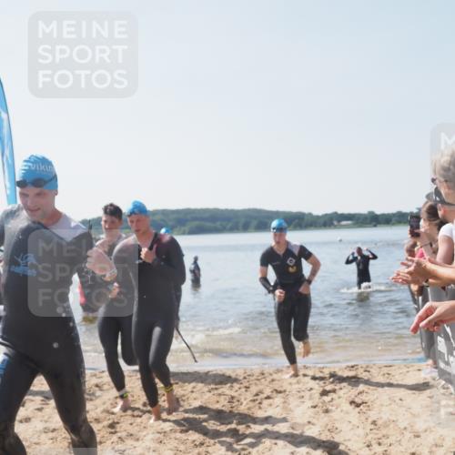 22.06.2025 - Viking Triathlon MichiJ http://msf.ph/oto/8064377 22.06.2025 10:28:08 Schwimmen 14, 178, 196, 289, 367, 401 meine-sportfotos.de
