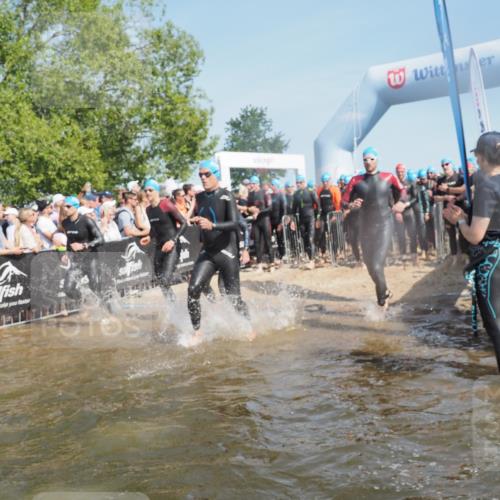 22.06.2025 - Viking Triathlon KatJ http://msf.ph/oto/8064382 22.06.2025 10:04:24 Schwimmen 115, 141, 142, 146, 185, 195, 209, 239, 253, 276, 335, 375, 377, 408, 419, 447, 457, 493 meine-sportfotos.de