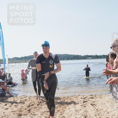22.06.2025 - Viking Triathlon MichiJ http://msf.ph/oto/8064395 22.06.2025 10:28:10 Schwimmen 14, 178, 367, 401 meine-sportfotos.de