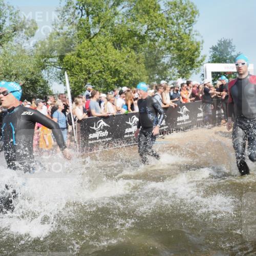 22.06.2025 - Viking Triathlon KatJ http://msf.ph/oto/8064403 22.06.2025 10:04:25 Schwimmen 115, 146, 195, 209, 239, 253, 335, 375, 377, 408, 419, 447, 457, 506, 629 meine-sportfotos.de