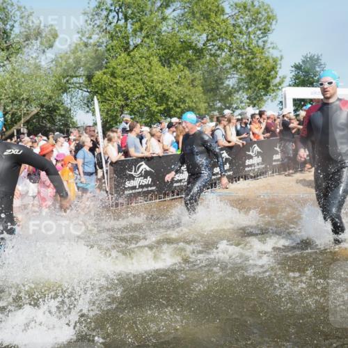 22.06.2025 - Viking Triathlon KatJ http://msf.ph/oto/8064406 22.06.2025 10:04:25 Schwimmen 115, 146, 195, 209, 239, 253, 335, 375, 377, 408, 419, 447, 457, 506, 629 meine-sportfotos.de