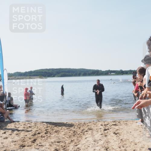 22.06.2025 - Viking Triathlon MichiJ http://msf.ph/oto/8064427 22.06.2025 10:28:15 Schwimmen 367 meine-sportfotos.de