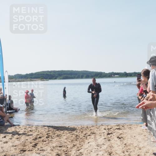 22.06.2025 - Viking Triathlon MichiJ http://msf.ph/oto/8064433 22.06.2025 10:28:16 Schwimmen 367 meine-sportfotos.de