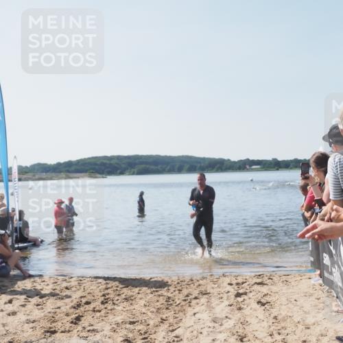22.06.2025 - Viking Triathlon MichiJ http://msf.ph/oto/8064436 22.06.2025 10:28:16 Schwimmen 367 meine-sportfotos.de