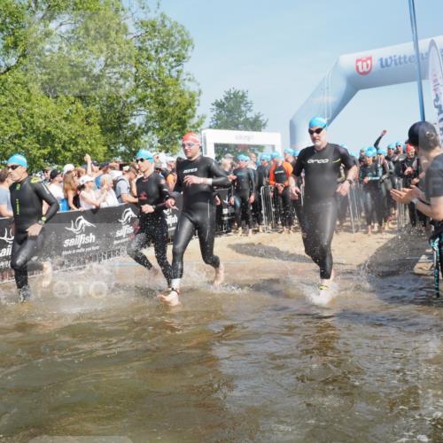 22.06.2025 - Viking Triathlon KatJ http://msf.ph/oto/8064448 22.06.2025 10:04:29 Schwimmen 115, 146, 195, 209, 238, 239, 253, 327, 335, 375, 377, 408, 419, 447, 457, 482, 506, 514, 629, 662 meine-sportfotos.de