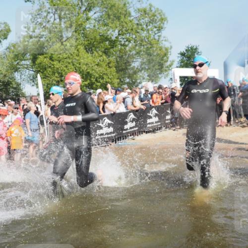 22.06.2025 - Viking Triathlon KatJ http://msf.ph/oto/8064464 22.06.2025 10:04:29 Schwimmen 115, 146, 195, 209, 238, 239, 253, 327, 335, 375, 377, 408, 419, 447, 457, 482, 506, 514, 629, 662 meine-sportfotos.de