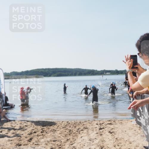 22.06.2025 - Viking Triathlon MichiJ http://msf.ph/oto/8064471 22.06.2025 10:28:47 Schwimmen 15, 258, 301, 368, 414, 443, 628 meine-sportfotos.de