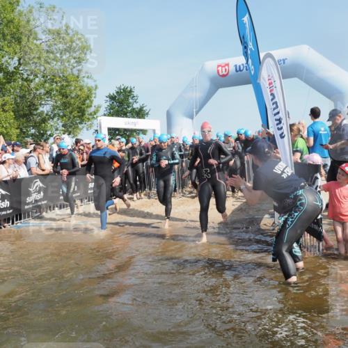 22.06.2025 - Viking Triathlon KatJ http://msf.ph/oto/8064497 22.06.2025 10:04:32 Schwimmen 146, 209, 238, 239, 327, 335, 375, 419, 447, 457, 482, 506, 514, 629, 662 meine-sportfotos.de
