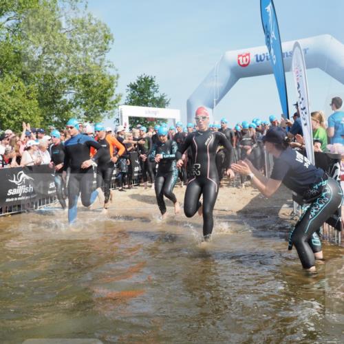 22.06.2025 - Viking Triathlon KatJ http://msf.ph/oto/8064506 22.06.2025 10:04:32 Schwimmen 146, 209, 238, 239, 327, 335, 375, 419, 447, 457, 482, 506, 514, 629, 662 meine-sportfotos.de