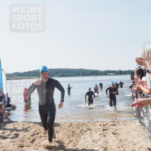 22.06.2025 - Viking Triathlon MichiJ http://msf.ph/oto/8064518 22.06.2025 10:28:52 Schwimmen 15, 152, 258, 301, 368, 384, 414, 443, 604, 628 meine-sportfotos.de