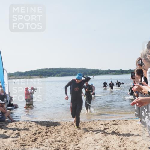 22.06.2025 - Viking Triathlon MichiJ http://msf.ph/oto/8064531 22.06.2025 10:28:54 Schwimmen 12, 15, 152, 301, 310, 368, 384, 414, 443, 604, 628 meine-sportfotos.de