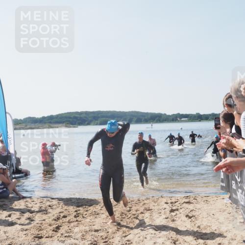 22.06.2025 - Viking Triathlon MichiJ http://msf.ph/oto/8064533 22.06.2025 10:28:54 Schwimmen 12, 15, 152, 301, 310, 368, 384, 414, 443, 604, 628 meine-sportfotos.de