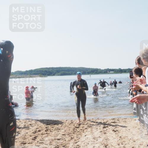 22.06.2025 - Viking Triathlon MichiJ http://msf.ph/oto/8064544 22.06.2025 10:28:55 Schwimmen 12, 15, 152, 200, 301, 310, 368, 384, 414, 443, 604, 628 meine-sportfotos.de