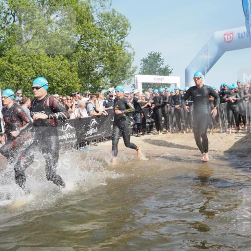 22.06.2025 - Viking Triathlon KatJ http://msf.ph/oto/8064576 22.06.2025 10:04:39 Schwimmen 55, 85, 86, 238, 245, 281, 312, 316, 327, 428, 482, 506, 514, 515, 550, 629, 662 meine-sportfotos.de