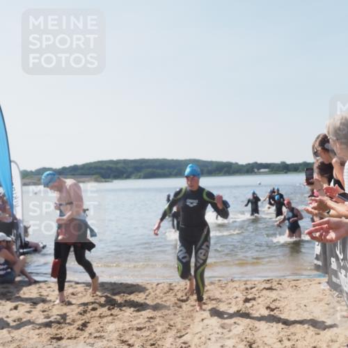 22.06.2025 - Viking Triathlon MichiJ http://msf.ph/oto/8064604 22.06.2025 10:29:01 Schwimmen 7, 12, 15, 152, 200, 310, 384, 414, 443, 604, 628 meine-sportfotos.de