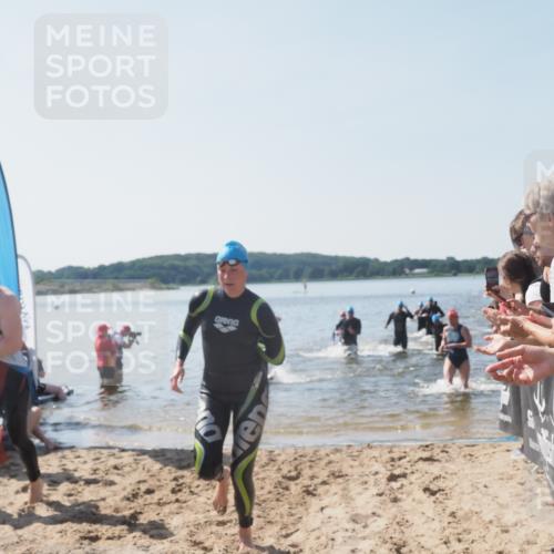 22.06.2025 - Viking Triathlon MichiJ http://msf.ph/oto/8064611 22.06.2025 10:29:02 Schwimmen 7, 12, 15, 152, 200, 310, 384, 414, 443, 604, 628 meine-sportfotos.de