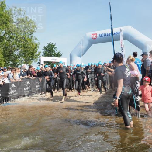 22.06.2025 - Viking Triathlon KatJ http://msf.ph/oto/8064612 22.06.2025 10:04:42 Schwimmen 55, 85, 86, 238, 245, 281, 312, 316, 327, 428, 482, 514, 515, 550, 662 meine-sportfotos.de
