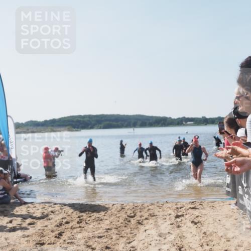 22.06.2025 - Viking Triathlon MichiJ http://msf.ph/oto/8064622 22.06.2025 10:29:03 Schwimmen 7, 12, 152, 200, 310, 384, 414, 443, 458, 604, 628, 652 meine-sportfotos.de