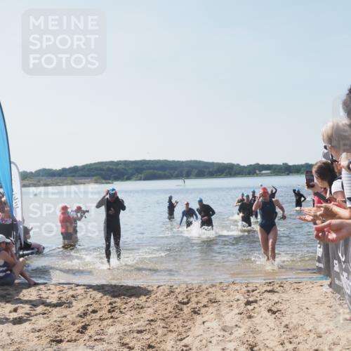22.06.2025 - Viking Triathlon MichiJ http://msf.ph/oto/8064630 22.06.2025 10:29:04 Schwimmen 7, 12, 152, 200, 310, 384, 443, 458, 604, 628, 652 meine-sportfotos.de