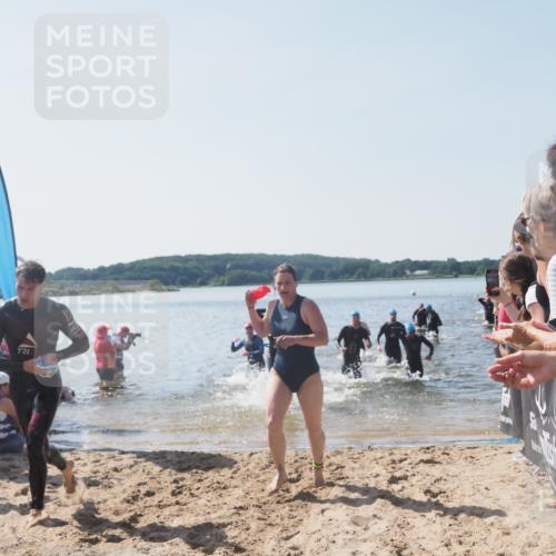 22.06.2025 - Viking Triathlon MichiJ http://msf.ph/oto/8064650 22.06.2025 10:29:07 Schwimmen 7, 12, 152, 200, 310, 384, 443, 458, 604, 628, 652 meine-sportfotos.de