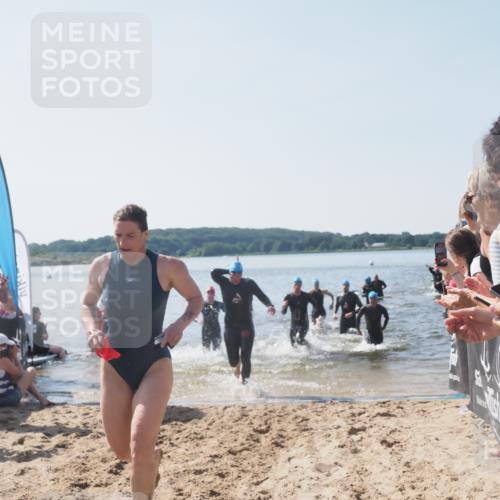 22.06.2025 - Viking Triathlon MichiJ http://msf.ph/oto/8064661 22.06.2025 10:29:08 Schwimmen 7, 12, 152, 200, 310, 384, 443, 458, 604, 628, 652 meine-sportfotos.de