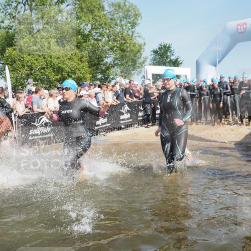 22.06.2025 - Viking Triathlon KatJ http://msf.ph/oto/8064662 22.06.2025 10:04:44 Schwimmen 29, 55, 70, 72, 85, 86, 245, 248, 281, 312, 316, 411, 428, 515, 550 meine-sportfotos.de