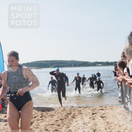22.06.2025 - Viking Triathlon MichiJ http://msf.ph/oto/8064664 22.06.2025 10:29:08 Schwimmen 7, 12, 152, 200, 310, 384, 443, 458, 604, 628, 652 meine-sportfotos.de