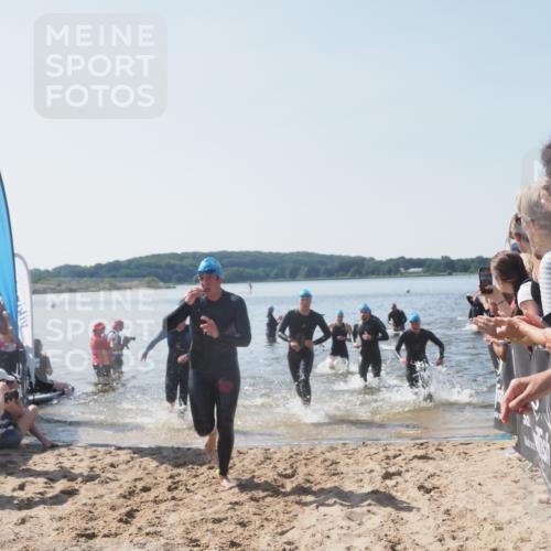 22.06.2025 - Viking Triathlon MichiJ http://msf.ph/oto/8064673 22.06.2025 10:29:09 Schwimmen 7, 11, 12, 152, 200, 310, 384, 458, 604, 652 meine-sportfotos.de