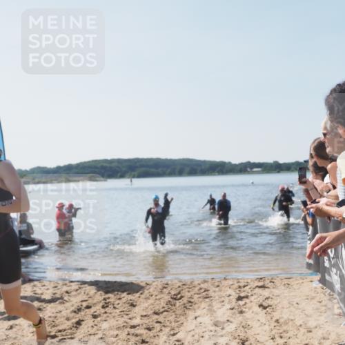 22.06.2025 - Viking Triathlon MichiJ http://msf.ph/oto/8064724 22.06.2025 10:29:16 Schwimmen 7, 11, 30, 33, 200, 243, 458, 652 meine-sportfotos.de