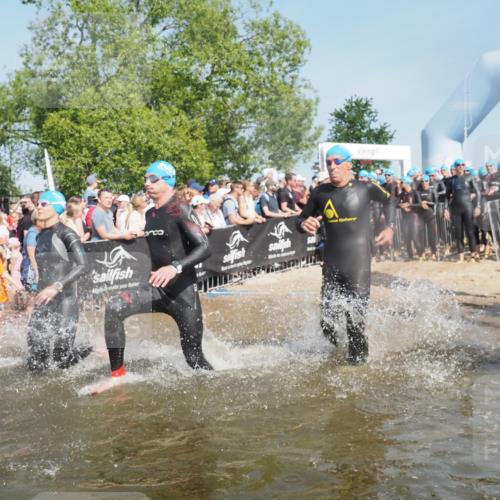 22.06.2025 - Viking Triathlon KatJ http://msf.ph/oto/8064725 22.06.2025 10:04:50 Schwimmen 29, 70, 72, 86, 248, 254, 281, 295, 312, 316, 394, 411, 509, 515, 527 meine-sportfotos.de