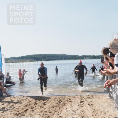 22.06.2025 - Viking Triathlon MichiJ http://msf.ph/oto/8064765 22.06.2025 10:29:21 Schwimmen 11, 30, 33, 243, 458, 612, 652 meine-sportfotos.de