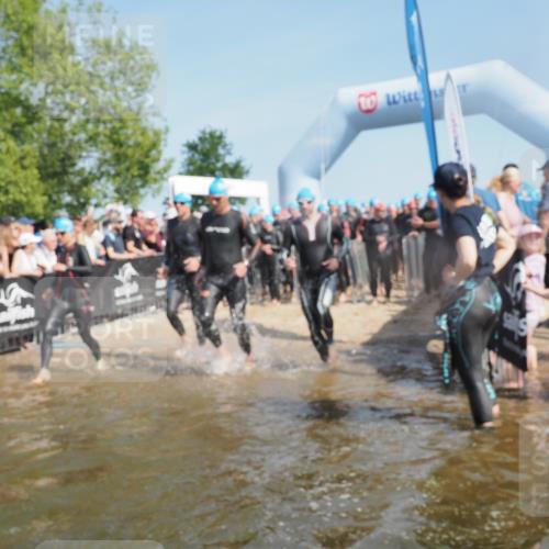 22.06.2025 - Viking Triathlon KatJ http://msf.ph/oto/8064766 22.06.2025 10:04:54 Schwimmen 29, 70, 72, 197, 248, 254, 295, 362, 394, 411, 416, 423, 509, 527, 620 meine-sportfotos.de