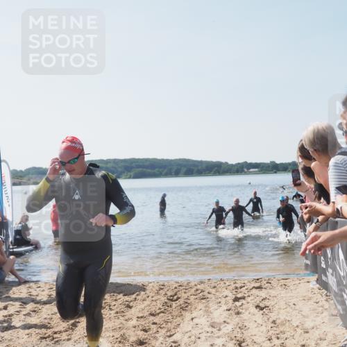 22.06.2025 - Viking Triathlon MichiJ http://msf.ph/oto/8064790 22.06.2025 10:29:24 Schwimmen 6, 11, 30, 33, 243, 458, 612, 652 meine-sportfotos.de