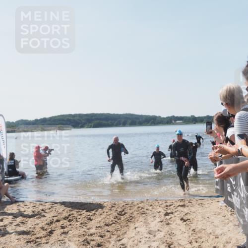 22.06.2025 - Viking Triathlon MichiJ http://msf.ph/oto/8064810 22.06.2025 10:29:27 Schwimmen 6, 11, 30, 33, 243, 612 meine-sportfotos.de