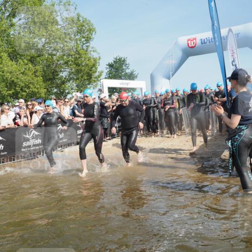 22.06.2025 - Viking Triathlon KatJ http://msf.ph/oto/8064835 22.06.2025 10:04:58 Schwimmen 29, 70, 72, 197, 248, 254, 295, 362, 394, 407, 411, 416, 423, 509, 527, 620 meine-sportfotos.de