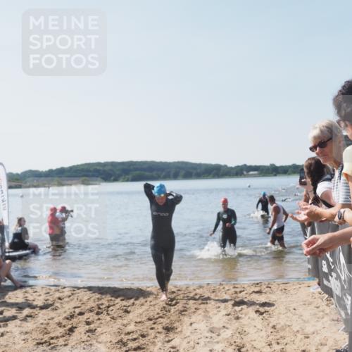 22.06.2025 - Viking Triathlon MichiJ http://msf.ph/oto/8064870 22.06.2025 10:29:33 Schwimmen 6, 243, 612 meine-sportfotos.de