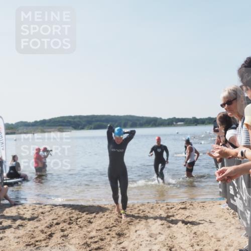22.06.2025 - Viking Triathlon MichiJ http://msf.ph/oto/8064872 22.06.2025 10:29:34 Schwimmen 6, 243, 612 meine-sportfotos.de