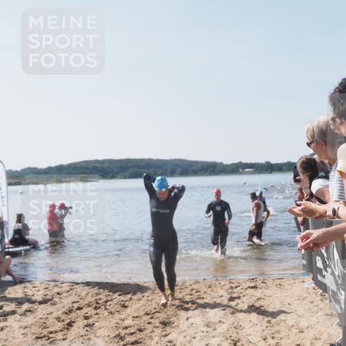 22.06.2025 - Viking Triathlon MichiJ http://msf.ph/oto/8064875 22.06.2025 10:29:34 Schwimmen 6, 243, 612 meine-sportfotos.de