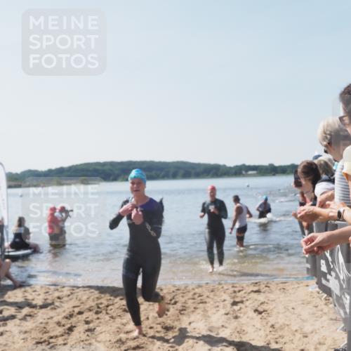 22.06.2025 - Viking Triathlon MichiJ http://msf.ph/oto/8064881 22.06.2025 10:29:35 Schwimmen 6, 243, 612 meine-sportfotos.de