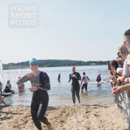 22.06.2025 - Viking Triathlon MichiJ http://msf.ph/oto/8064888 22.06.2025 10:29:36 Schwimmen 6, 612 meine-sportfotos.de
