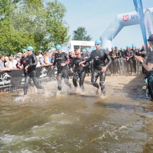 22.06.2025 - Viking Triathlon KatJ http://msf.ph/oto/8064897 22.06.2025 10:05:03 Schwimmen 197, 232, 254, 295, 362, 386, 394, 407, 416, 423, 500, 509, 527, 605, 620 meine-sportfotos.de