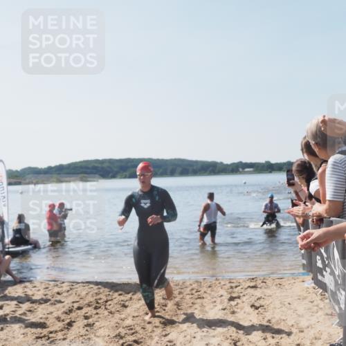 22.06.2025 - Viking Triathlon MichiJ http://msf.ph/oto/8064899 22.06.2025 10:29:37 Schwimmen 6, 612 meine-sportfotos.de