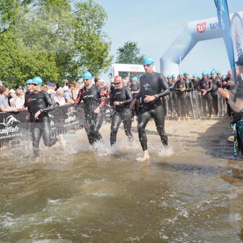 22.06.2025 - Viking Triathlon KatJ http://msf.ph/oto/8064900 22.06.2025 10:05:03 Schwimmen 197, 232, 254, 295, 362, 386, 394, 407, 416, 423, 500, 509, 527, 605, 620 meine-sportfotos.de