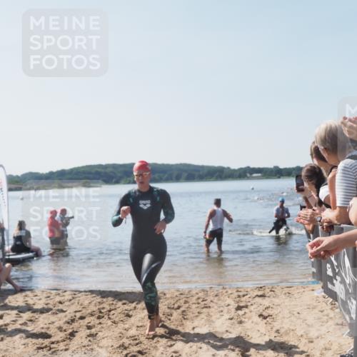 22.06.2025 - Viking Triathlon MichiJ http://msf.ph/oto/8064901 22.06.2025 10:29:37 Schwimmen 6, 612 meine-sportfotos.de