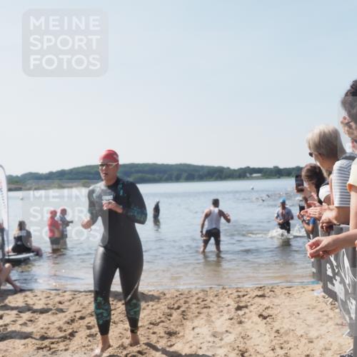 22.06.2025 - Viking Triathlon MichiJ http://msf.ph/oto/8064904 22.06.2025 10:29:37 Schwimmen 6, 612 meine-sportfotos.de