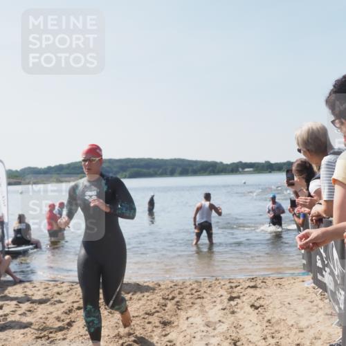22.06.2025 - Viking Triathlon MichiJ http://msf.ph/oto/8064905 22.06.2025 10:29:38 Schwimmen 6, 612 meine-sportfotos.de