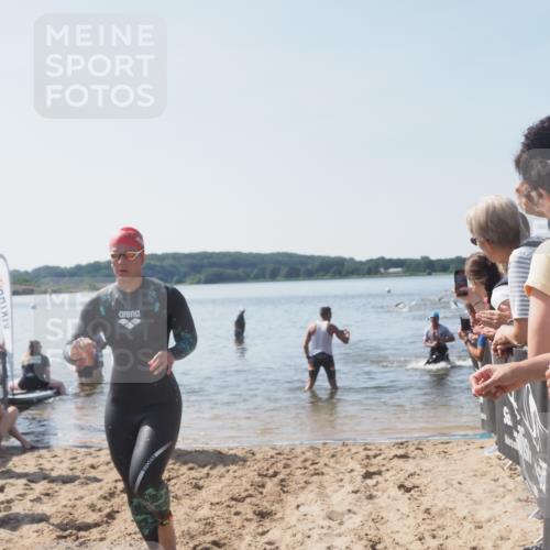22.06.2025 - Viking Triathlon MichiJ http://msf.ph/oto/8064907 22.06.2025 10:29:38 Schwimmen 6, 612 meine-sportfotos.de